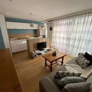  Appartement 30 M2 Hyper Centre, Neuf, Parking Gratuit, 3 étoiles
